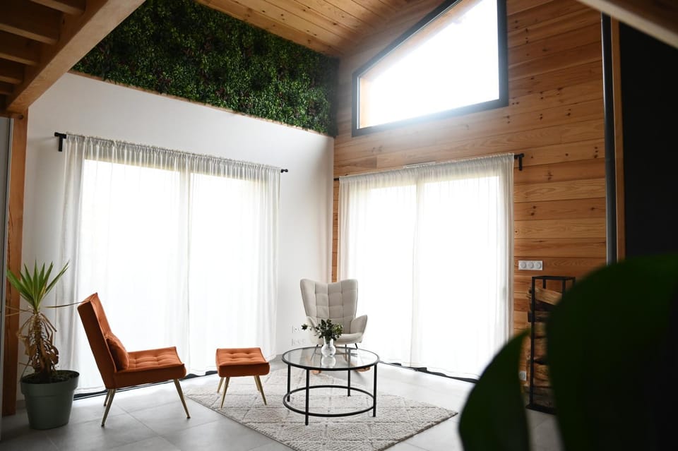 Living room, internet, internet
