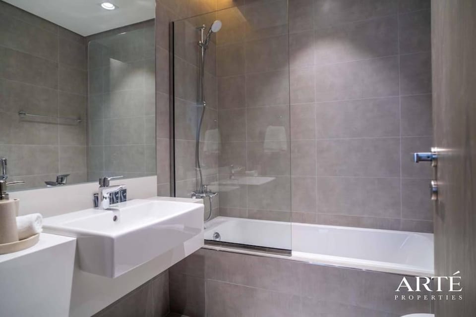 Fantastic Stay! Your 1-Bed Bliss in District One! Apartment in Dubai