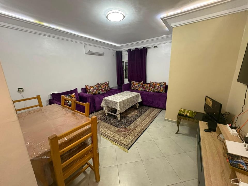 TV and multimedia, Living room, Dining area