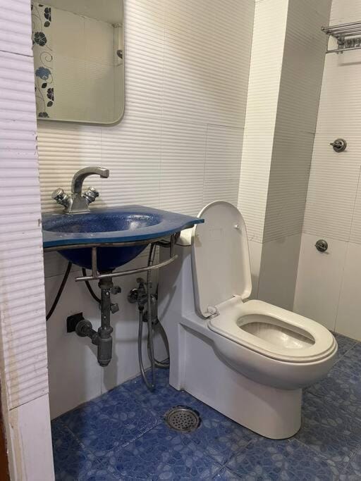 Toilet, Bathroom