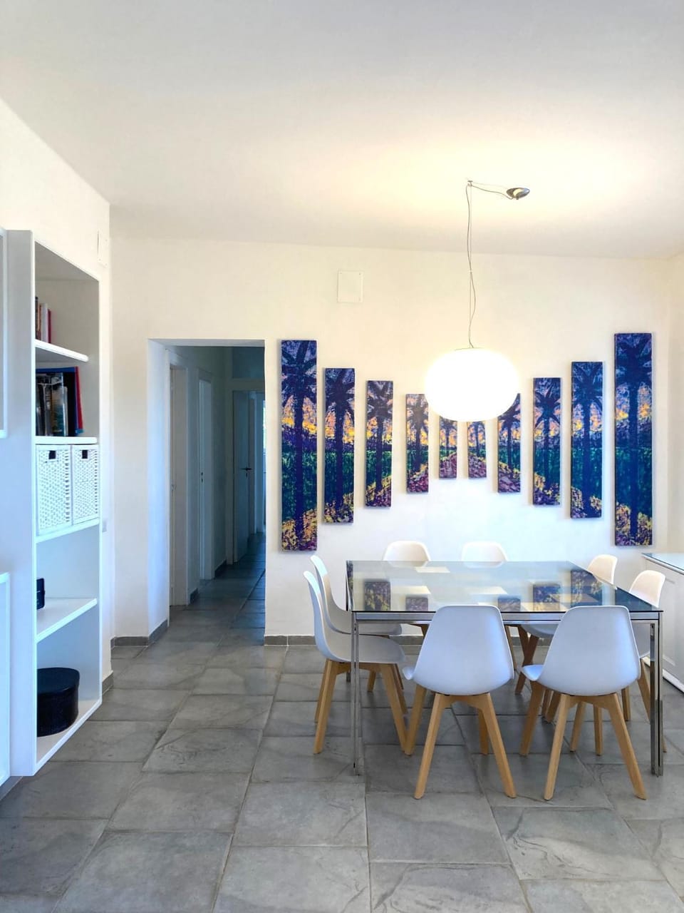 Seating area, Dining area