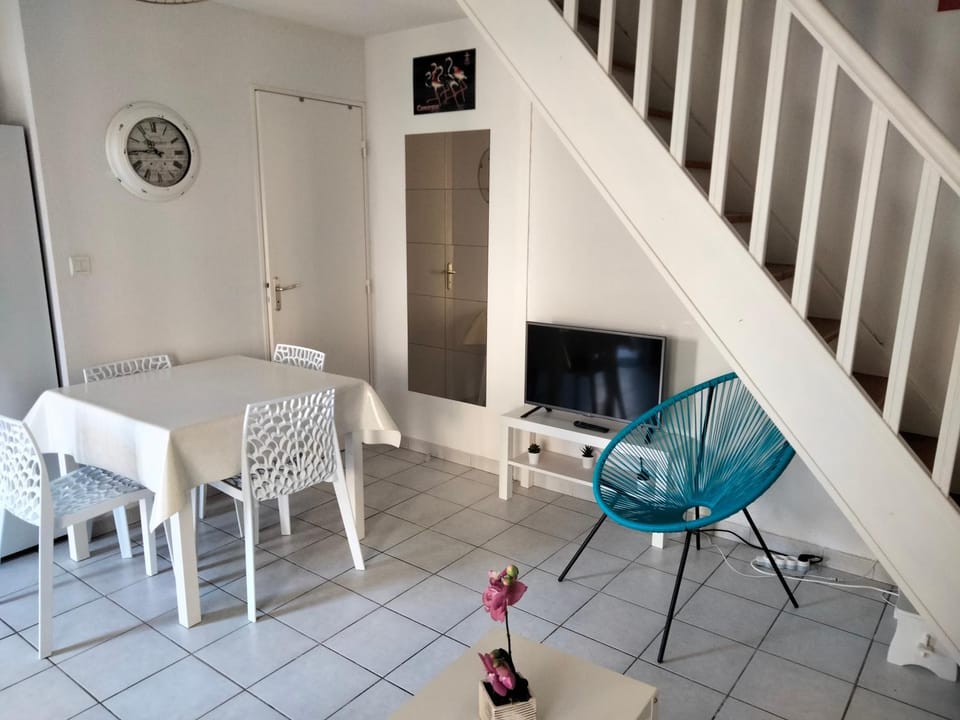 IRIS House in Aigues-Mortes