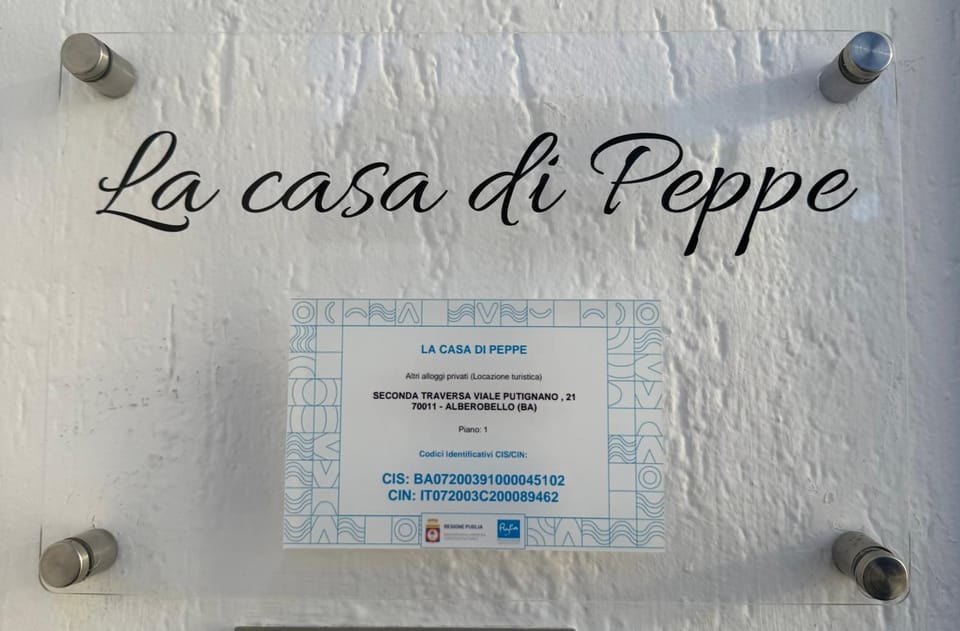 Property logo or sign, Logo/Certificate/Sign, Text overlay, Certificate/Award