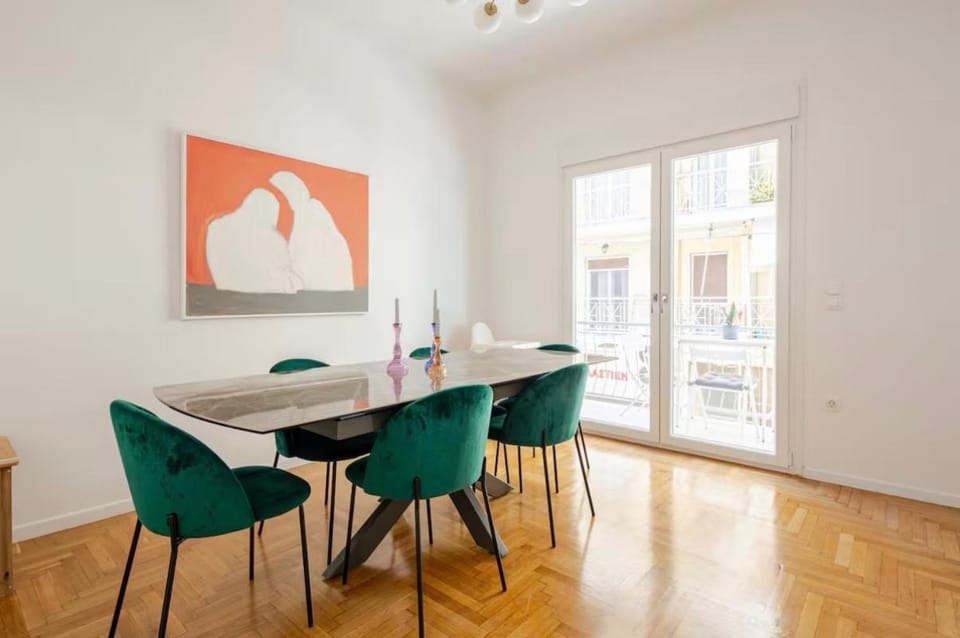 130m Luxury apartment in the heart of Athens Apartment in Athens