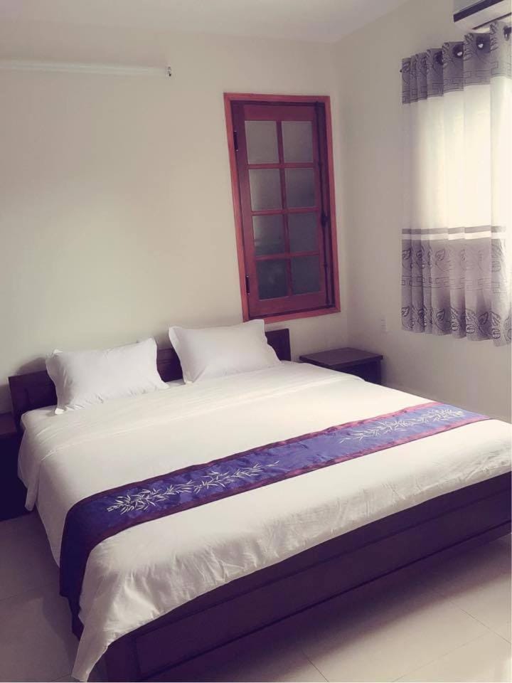 Day, Photo of the whole room