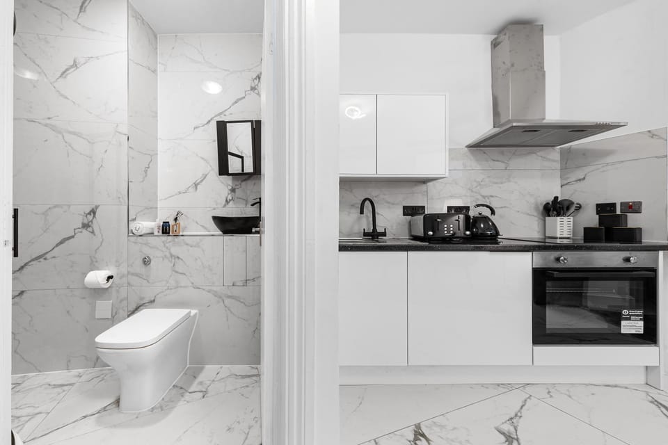 Bathroom, Kitchen or kitchenette