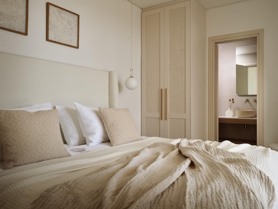 Bed, Bedroom, wardrobe