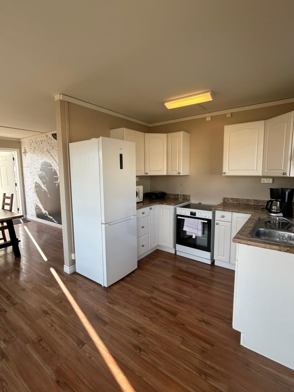 Kitchen or kitchenette, kitchen, kitchen