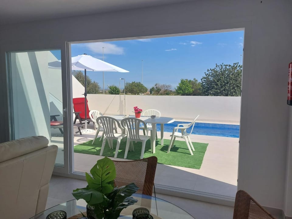 Off site, Balcony/Terrace, Swimming pool