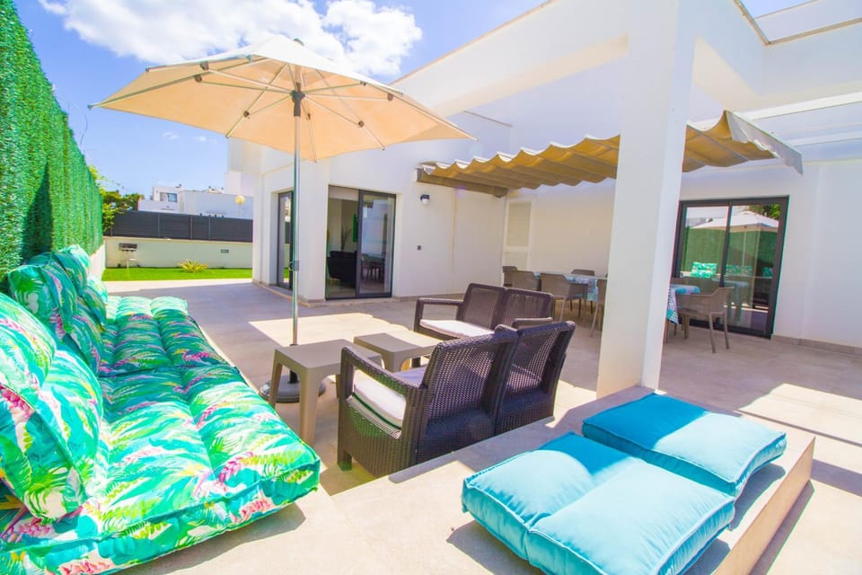 Villa Alex House in Can Picafort