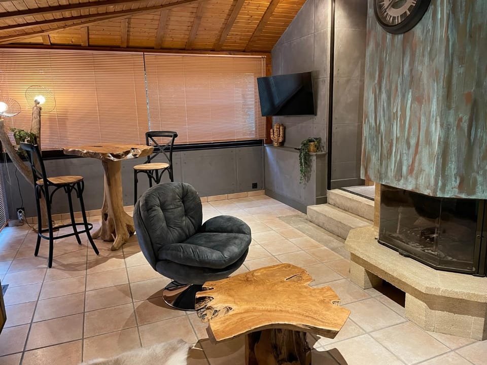 La longère citadine Apartment in Switzerland