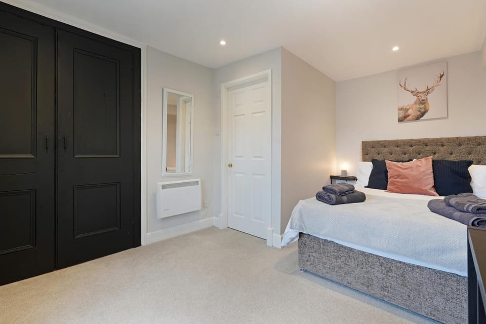 Stylish Bakewell apartment -walk to cafes and river Apartment in Bakewell