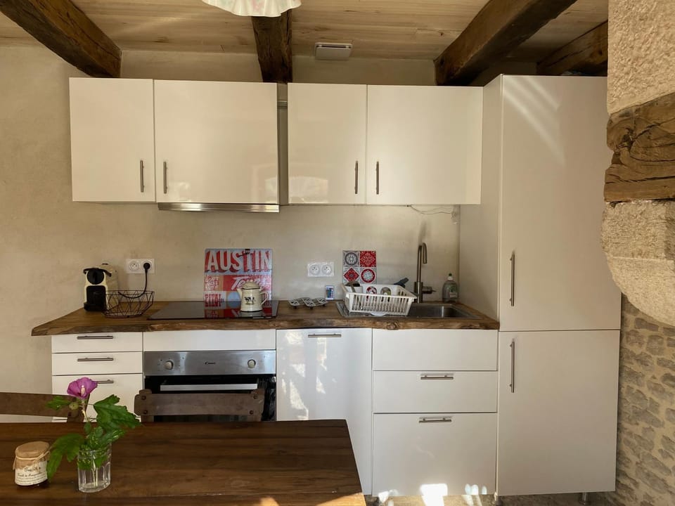Coffee/tea facilities, Kitchen or kitchenette, dishwasher, pet friendly, stove, toaster