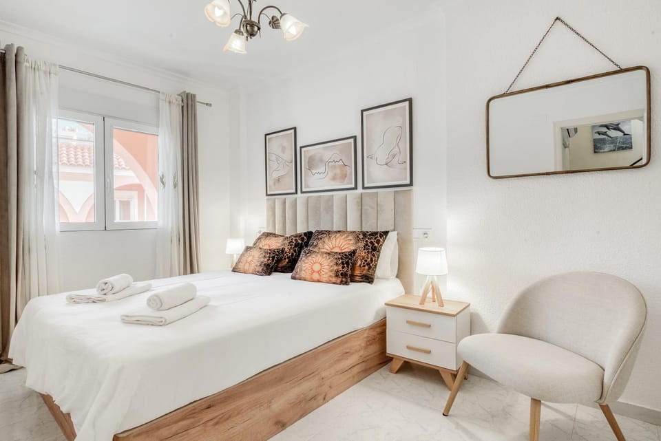 Living room, Bedroom
