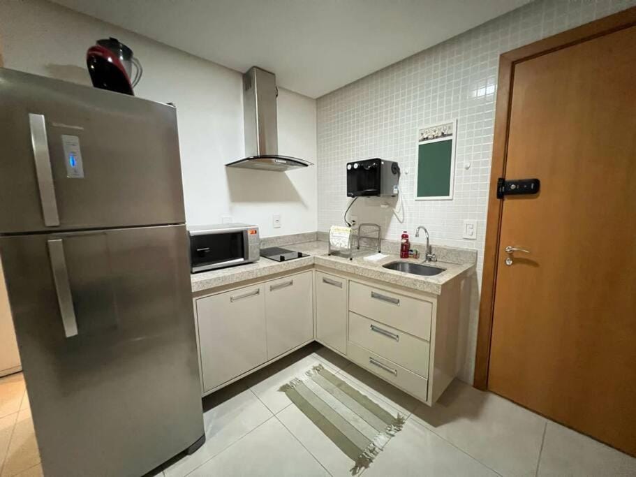 Brooksfield Towers completo! Rico em comodidades no próprio condomínio! Prox Shopping Flamboyant Estádio Serra Dourada Saída rápida para Aeroporto! 2014 Apartment in Goiania