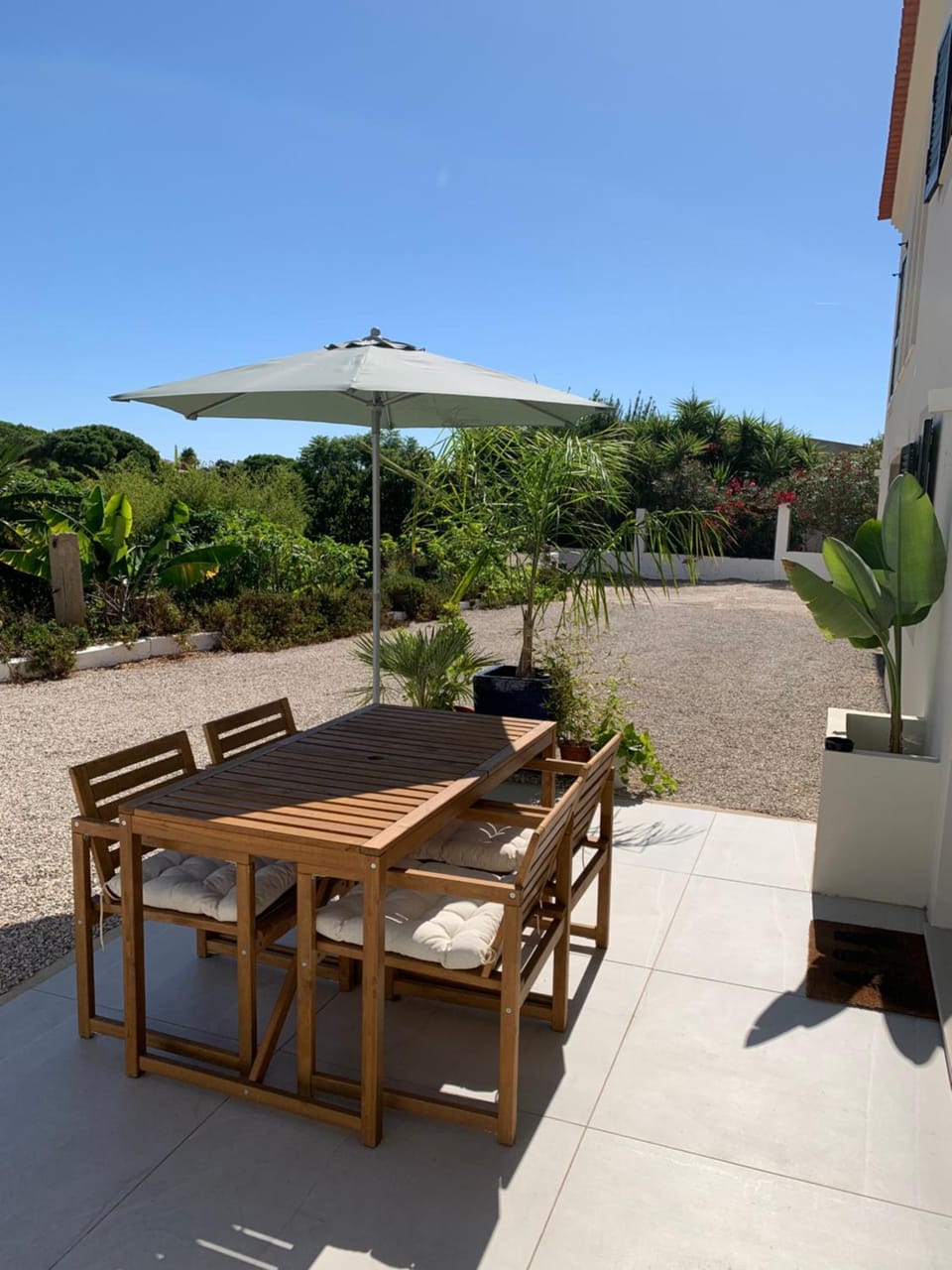 A Tranquil Garden Apartment, Carvoeiro - Benagil Apartment in Carvoeiro