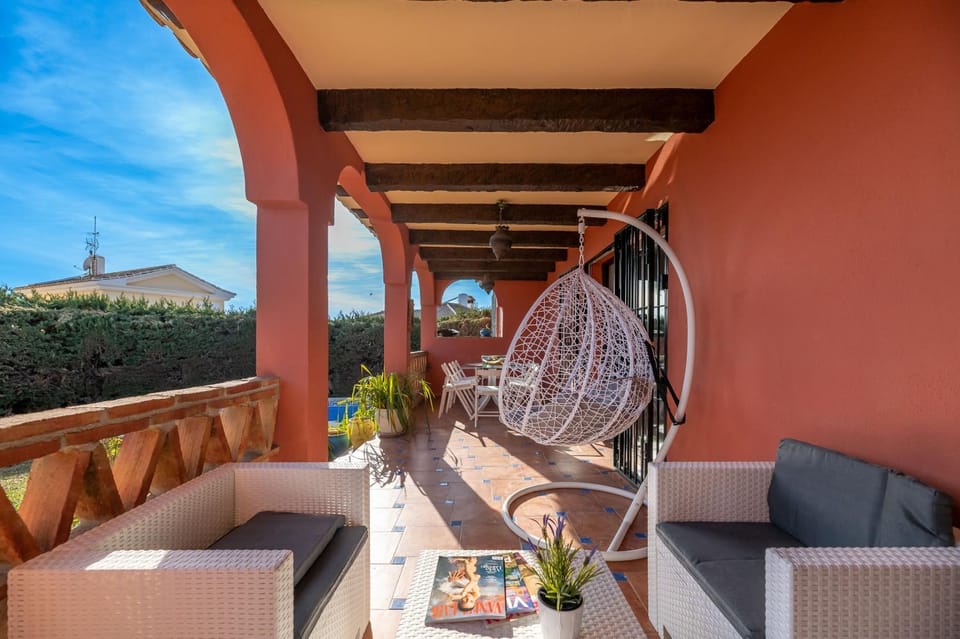 Patio, Seating area