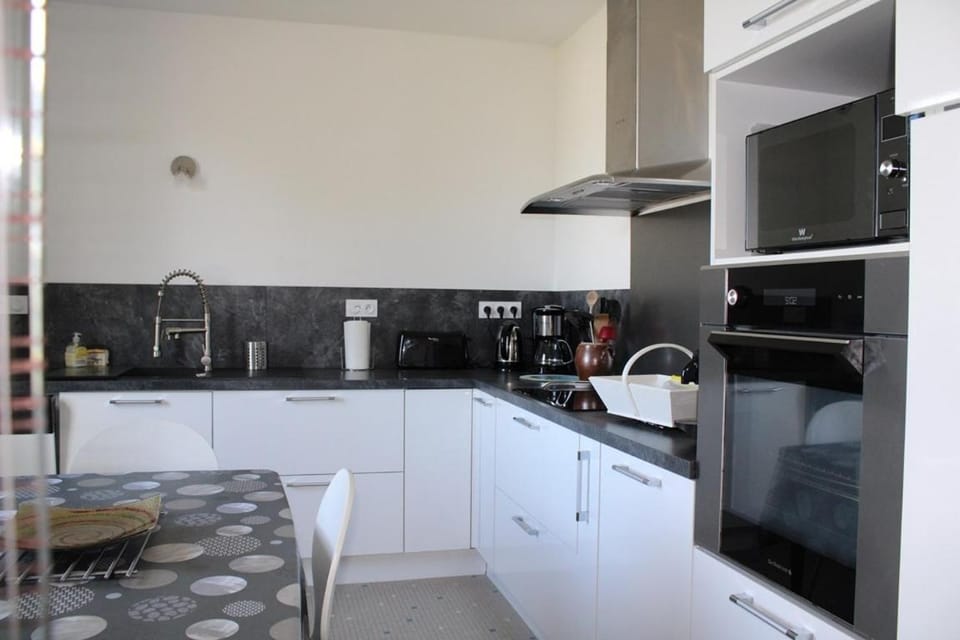 707 -Maison de charme au Domaine privée De Lanruen Villa in Brittany