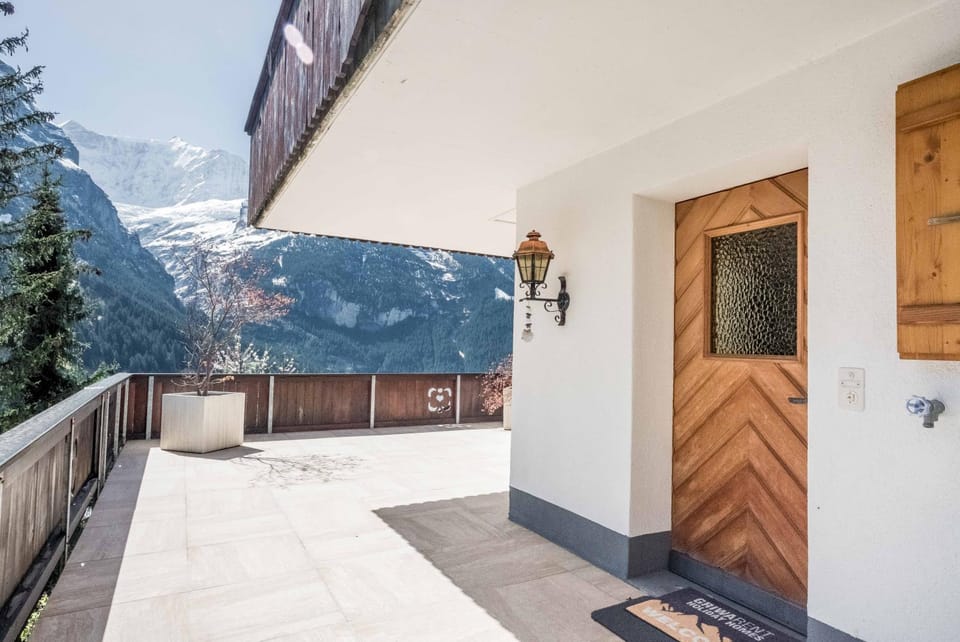 Property building, Facade/entrance, Spring, Day, Natural landscape, Balcony/Terrace, Mountain view