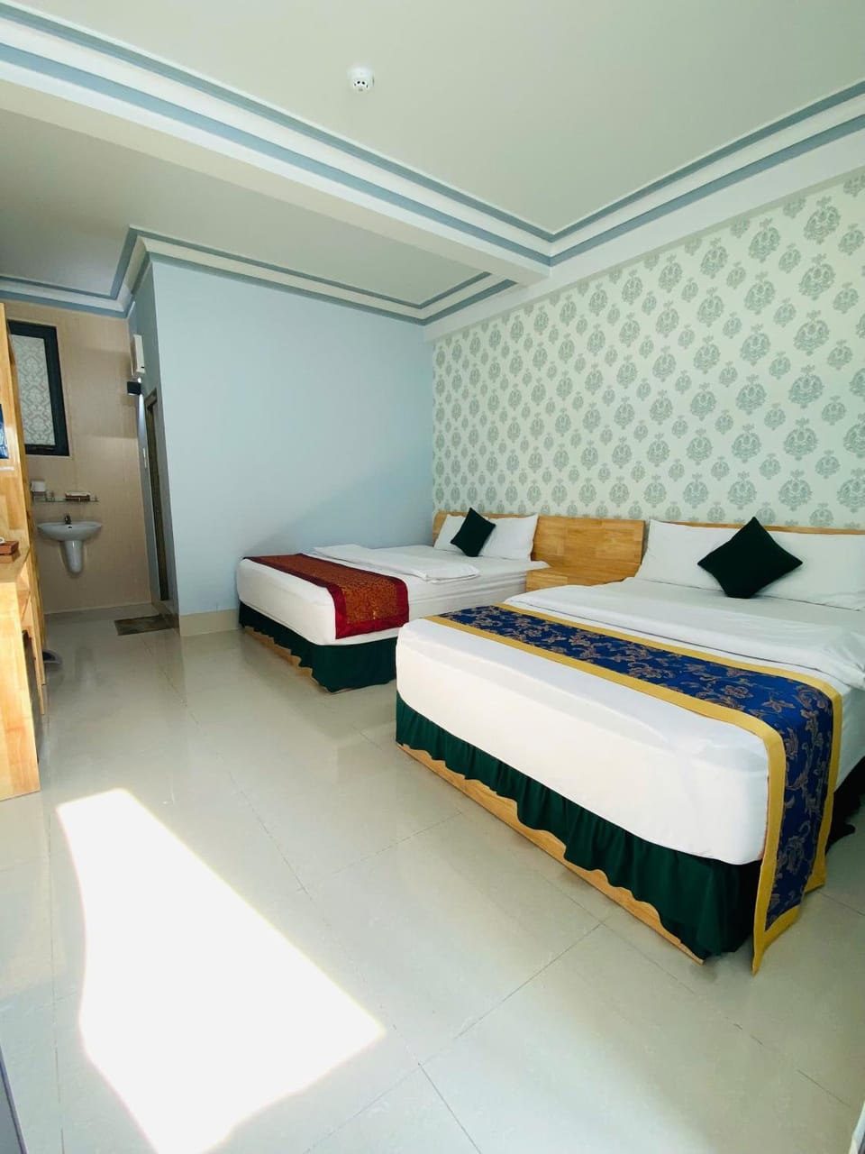 Bed, Bedroom, wardrobe, dryer