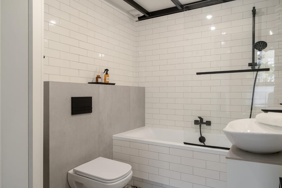 Toilet, Bathroom, Bath