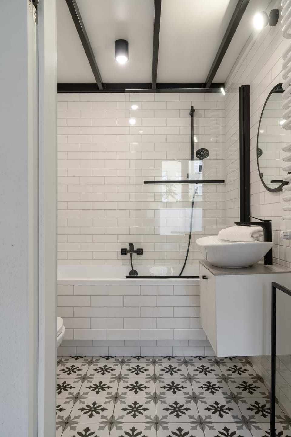 Bathroom, Bath