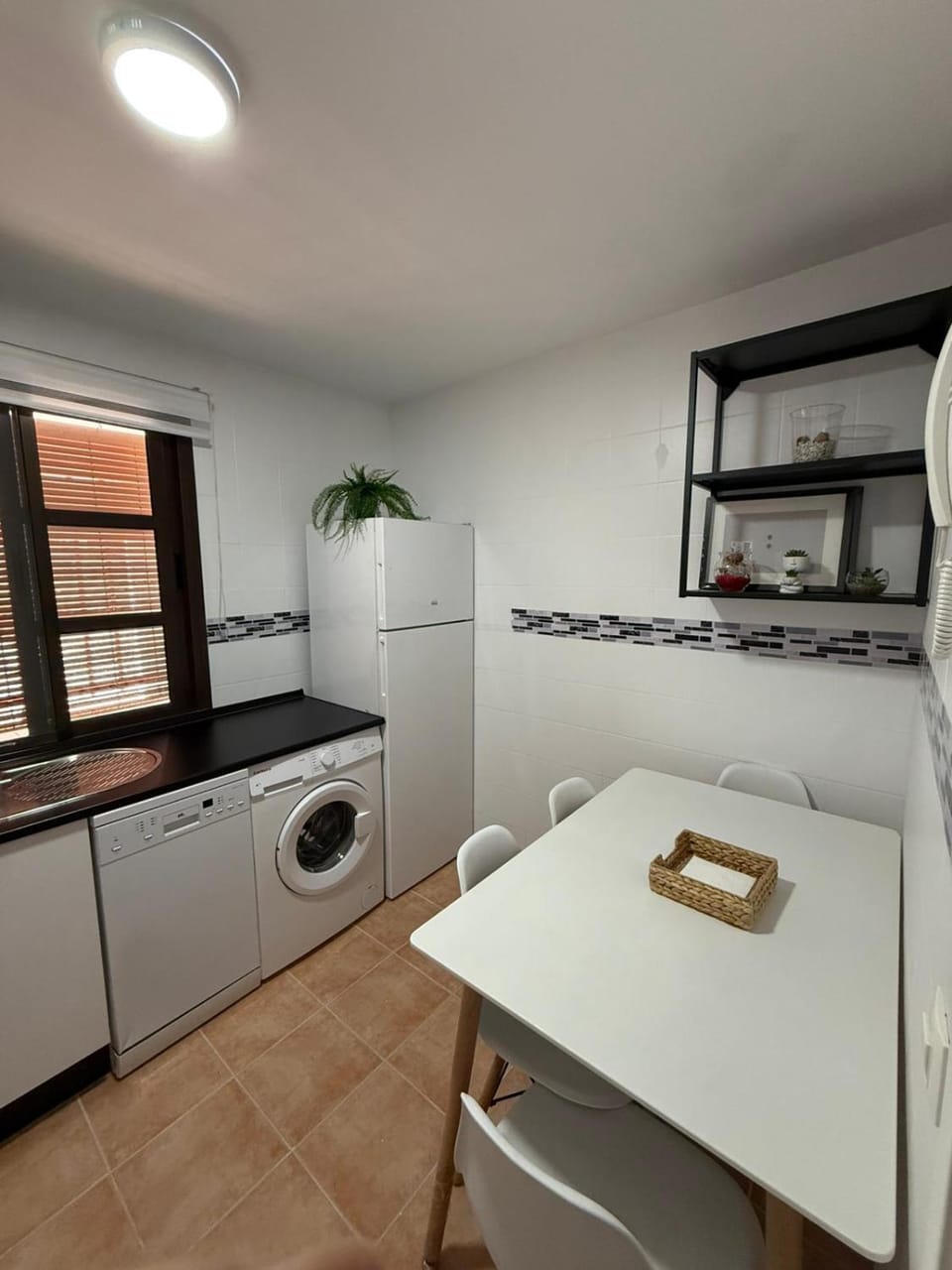 Dining area, dishwasher, minibar, washing machine, kitchen