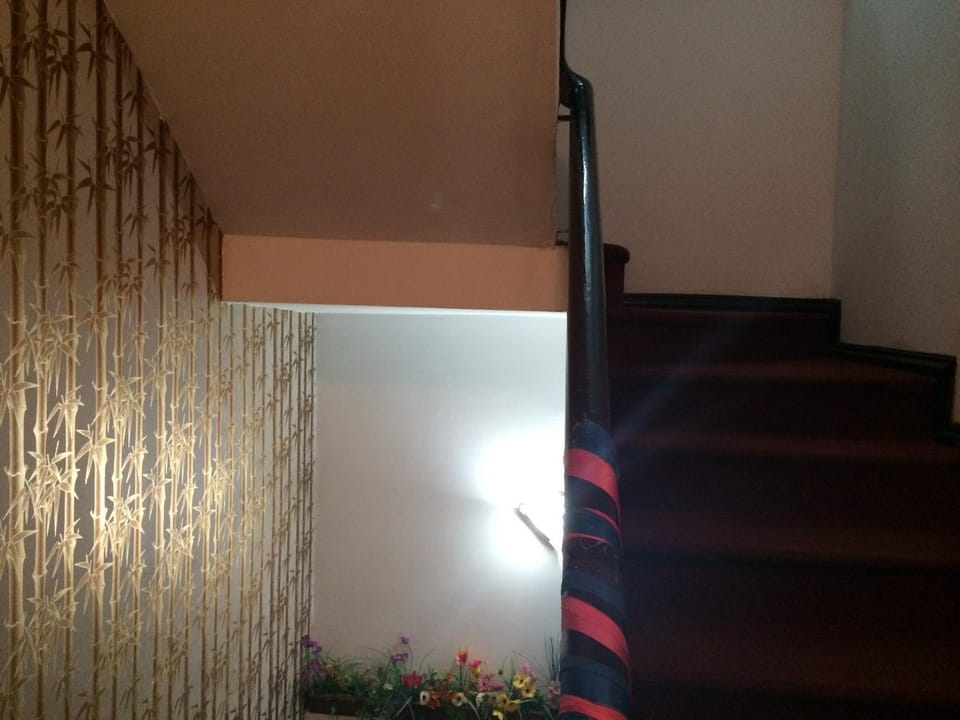 Facade/entrance, Decorative detail