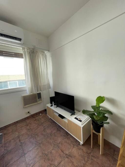 TV and multimedia, air conditioner