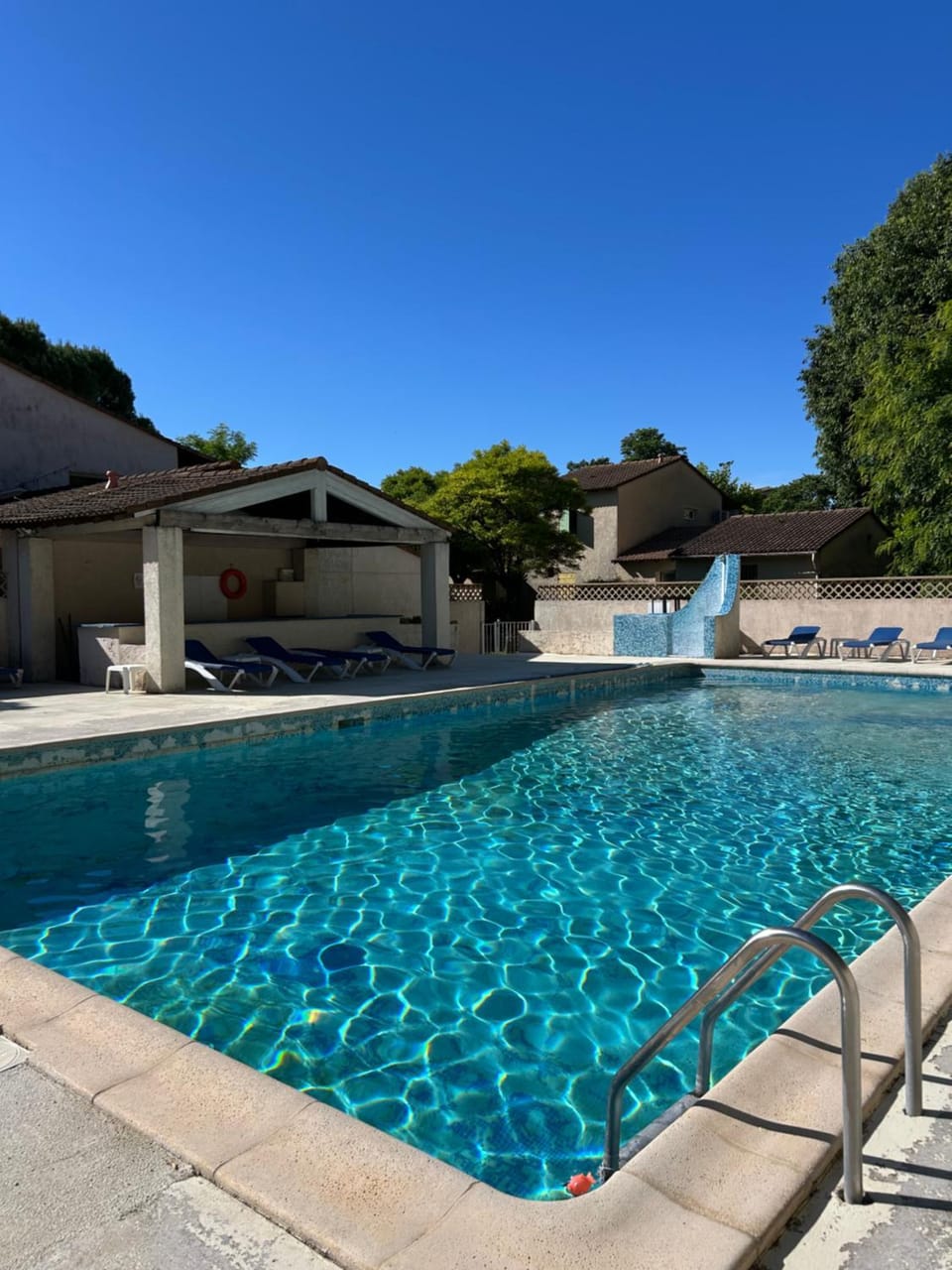 Les Papillons du sud Piscine Clim Parking Apartment in Occitanie