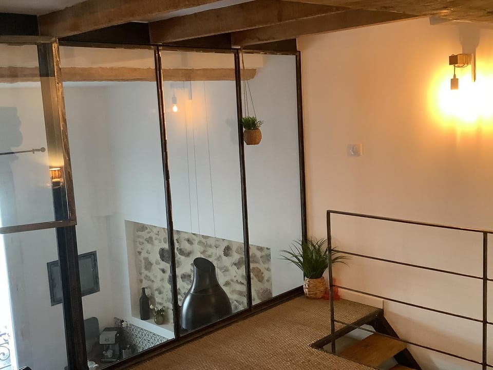 Appartement loft 60 m2 centre ville Apartment in Occitanie
