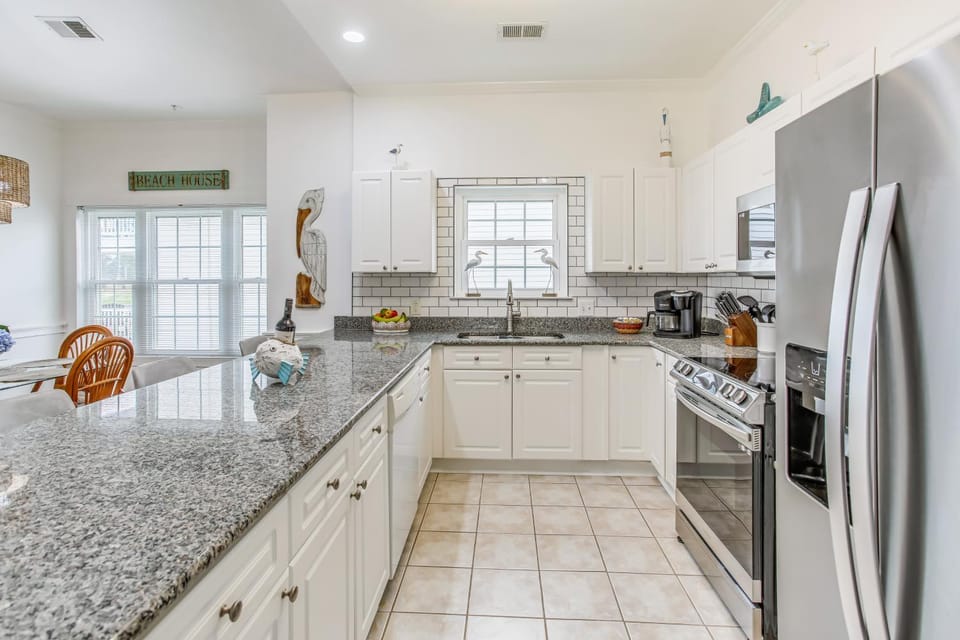 2 Mi to Shore: Myrtle Beach Condo w/ Pool! House in Carolina Forest