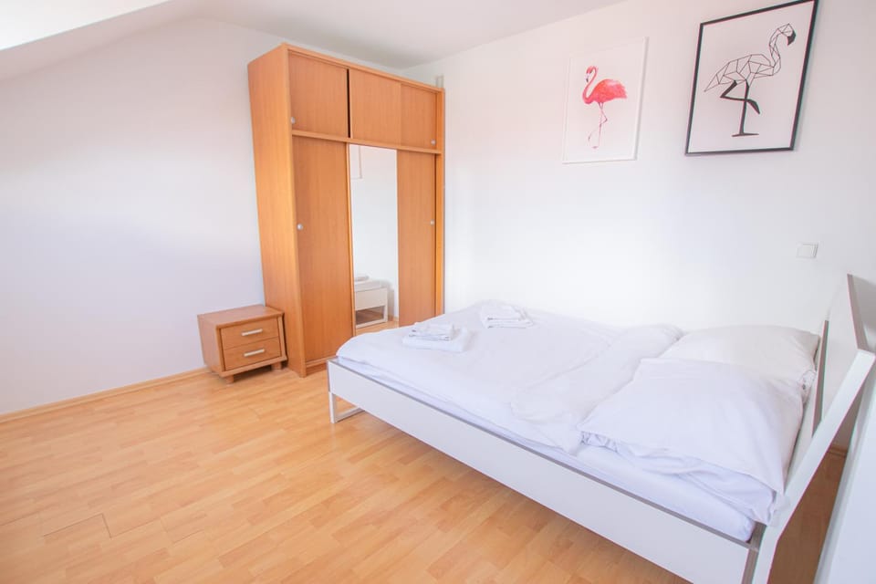 Podwale str Large flat in the heart of Old Town Apartment in Warsaw