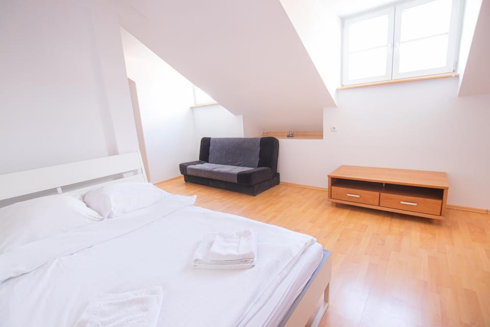 Podwale str Large flat in the heart of Old Town Apartment in Warsaw