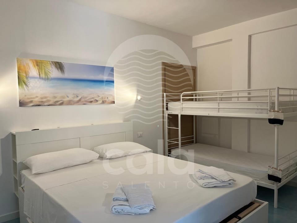 Bed, Bedroom, bunk bed