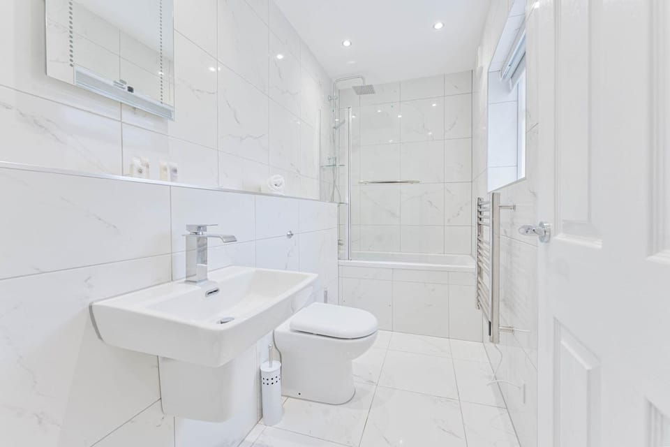 Lovely 1 Bedroom Apartment in Cheltenham Centre Apartment in Cheltenham