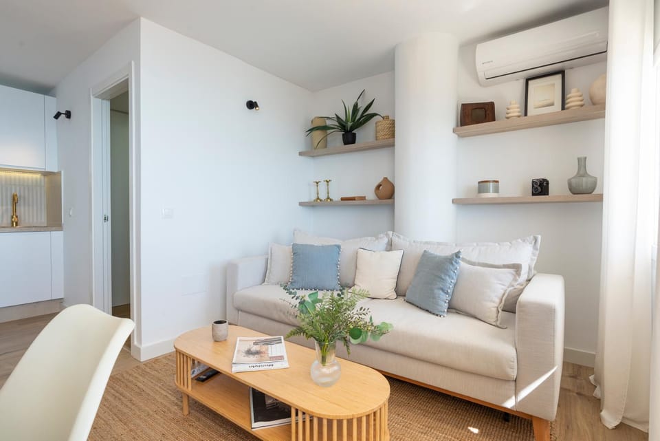 TV and multimedia, Living room, air conditioner