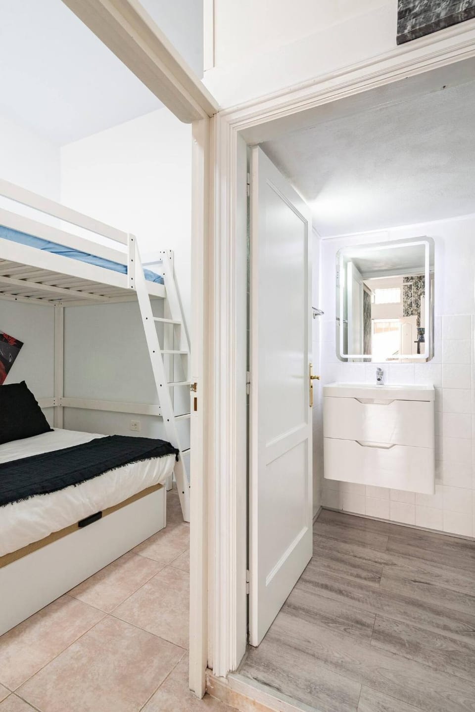 Property building, Living room, Bedroom