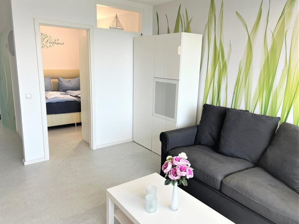 Living room, Bedroom