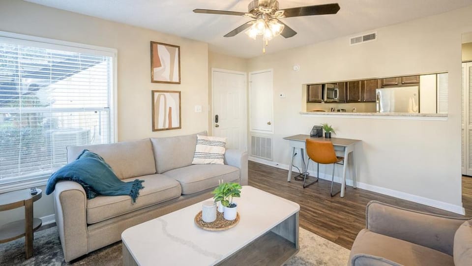 Landing Modern Apartment with Amazing Amenities (ID3348) Apartment in Vestavia Hills