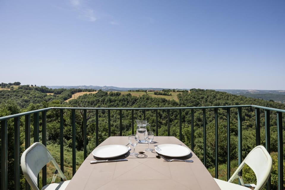 Maison En Pierres Proche Agnac House in Auvergne-Rhône-Alpes