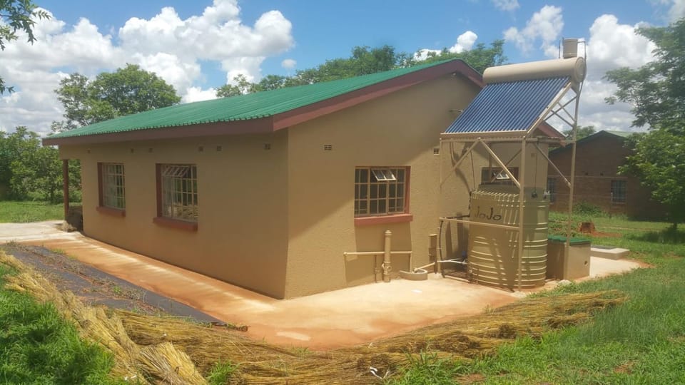 Two Bed Two Bath Cottage House in Zimbabwe