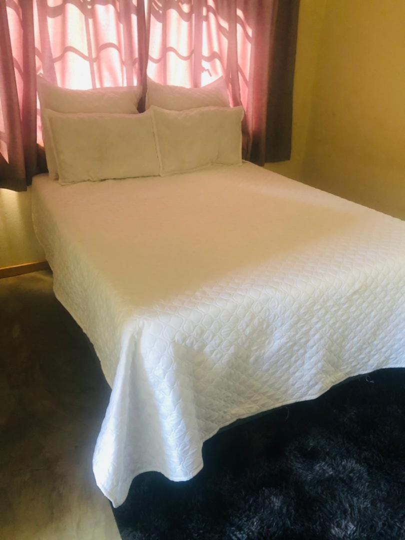 Two Bed Two Bath Cottage House in Zimbabwe