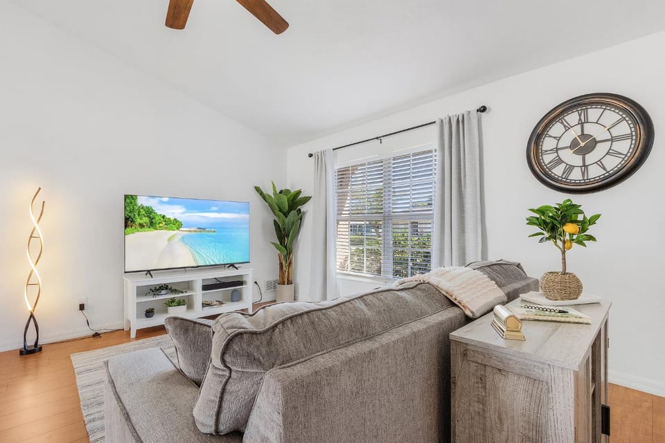 Cozy & Charming, Heated Pool and Spa - Villa Poolside Oasis - Roelens House in Cape Coral