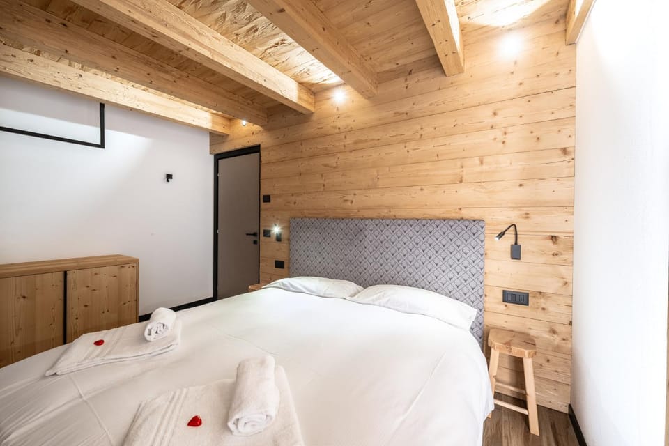 - Punta Penia - Canazei center app Apartment in Canazei