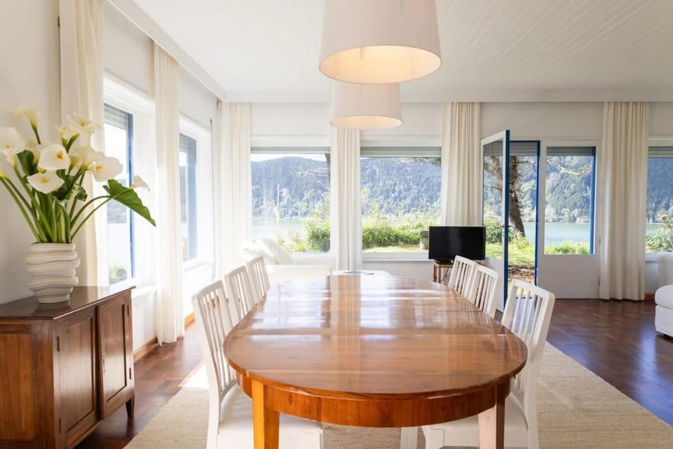 GuestReady - Unique Lake Casa do Gar Bed and Breakfast in Azores District