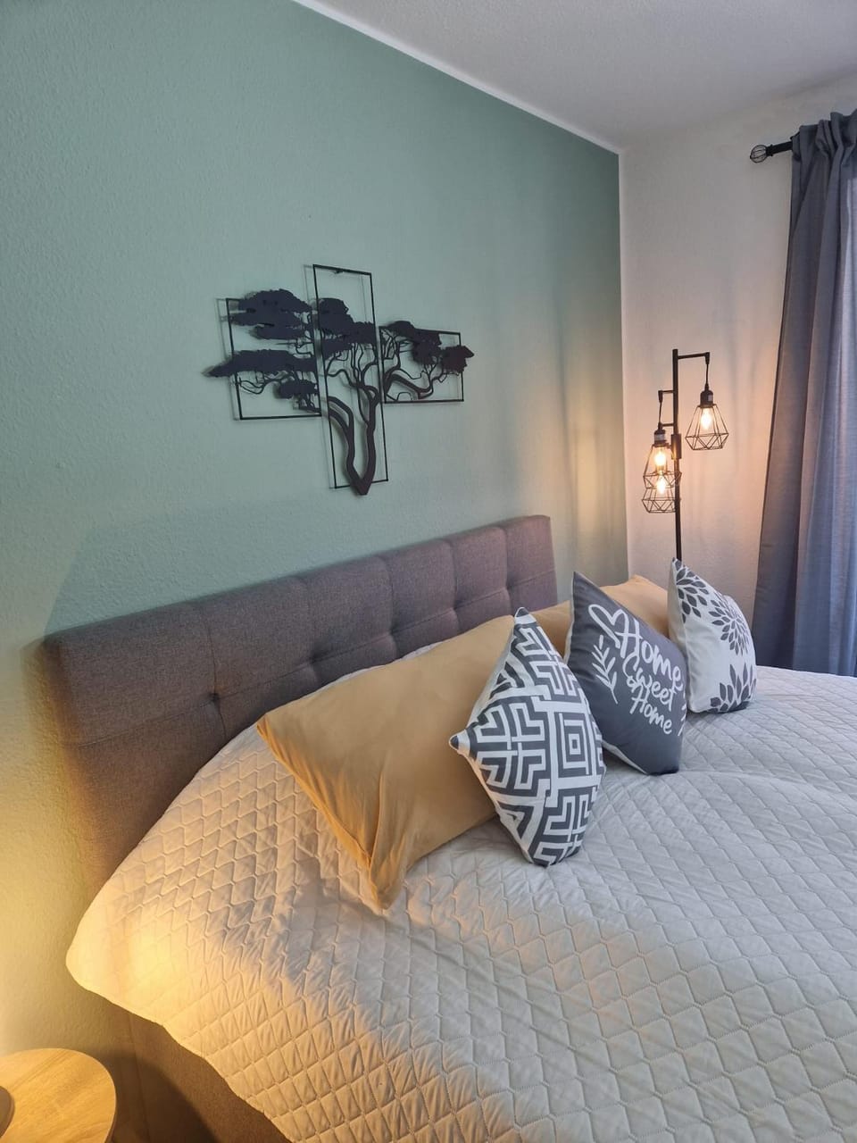Bed, Bedroom