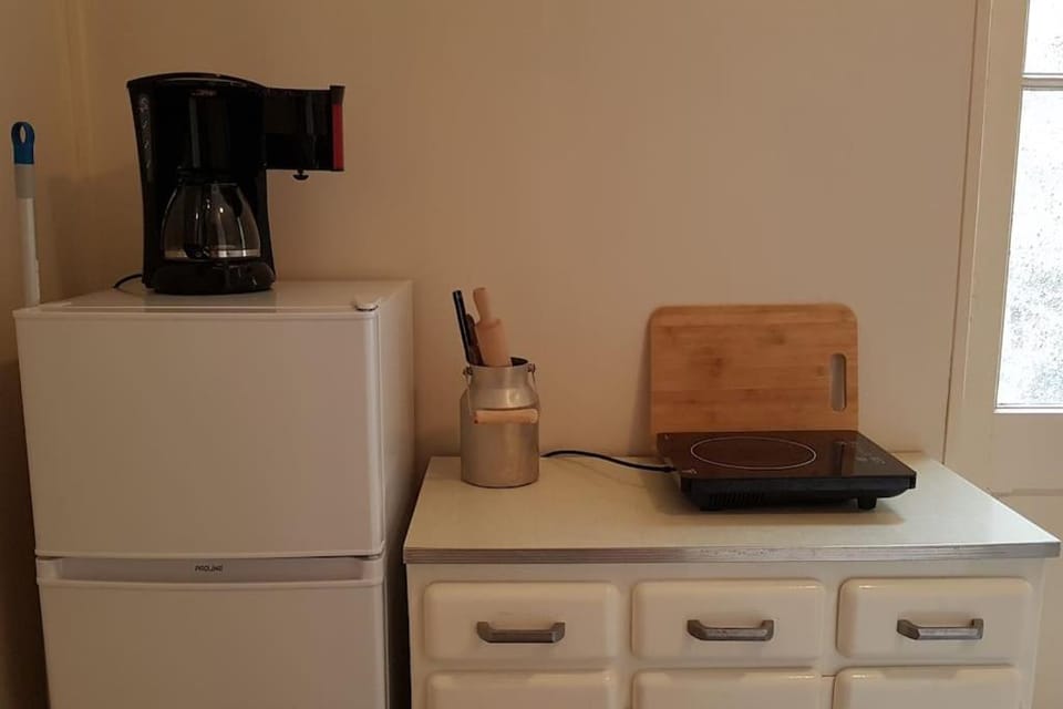 Coffee/tea facilities, Kitchen or kitchenette