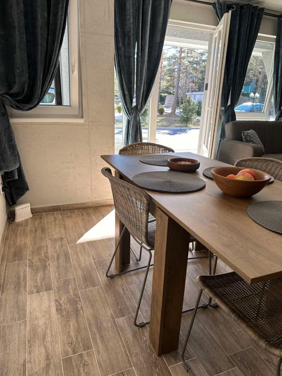 Patio, Dining area