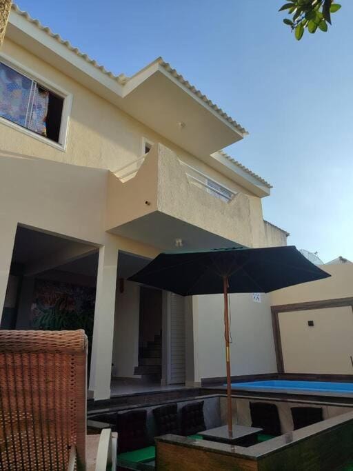 Meu cantinho com ar e piscina House in Cabo Frio